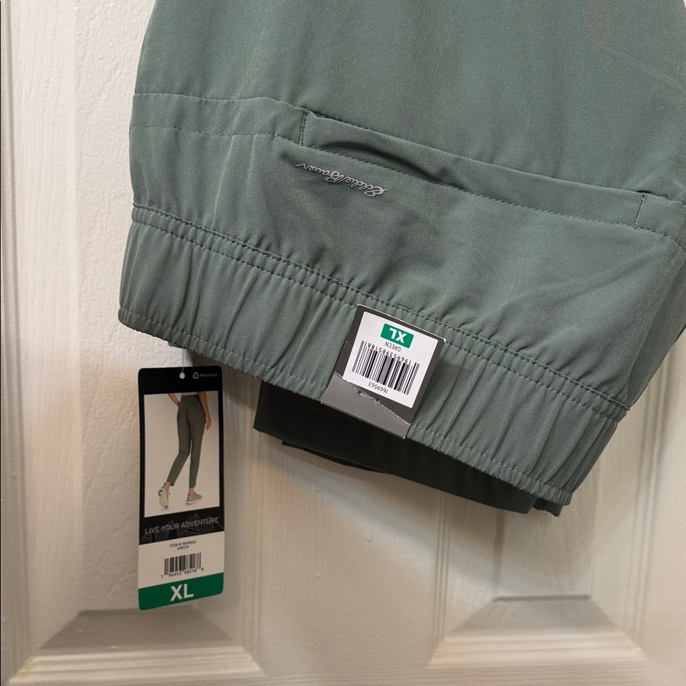 Eddie Bauer Women’s Traveler Ankle Pants XL - Green